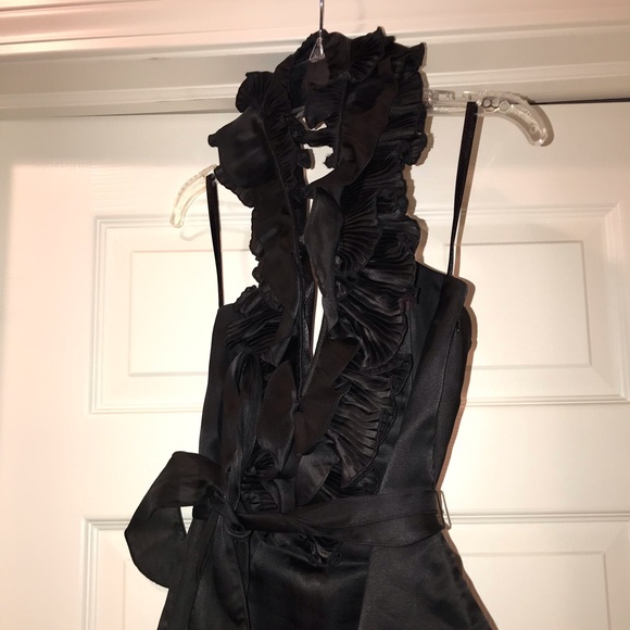 Black halter top - Picture 3 of 7